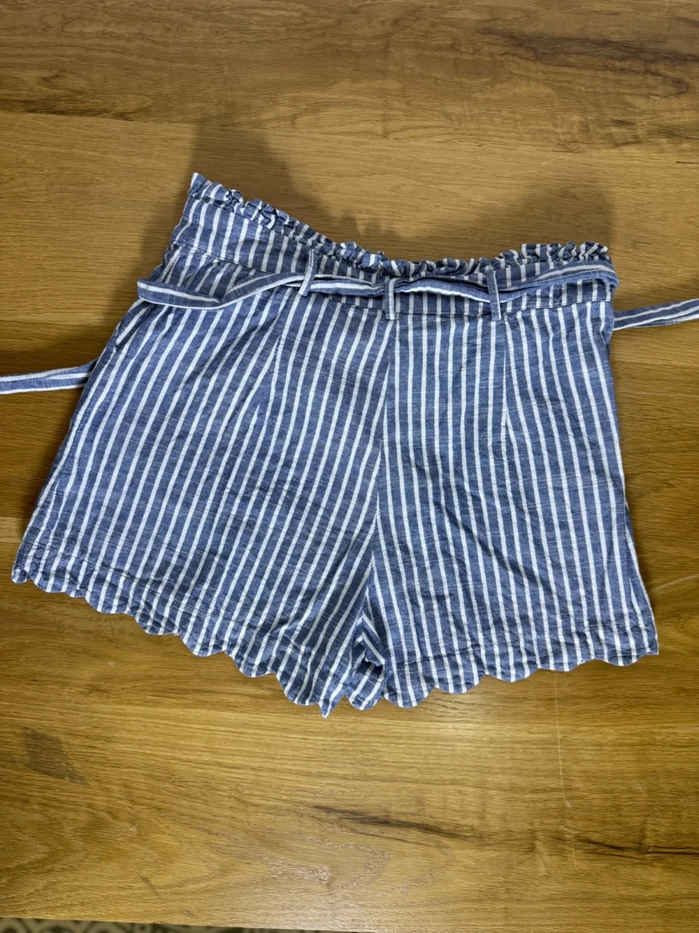 Blu Pepper Blue White Stripe Paperbag Scallop Hem Shorts Medium Cotton - Picture 3 of 11